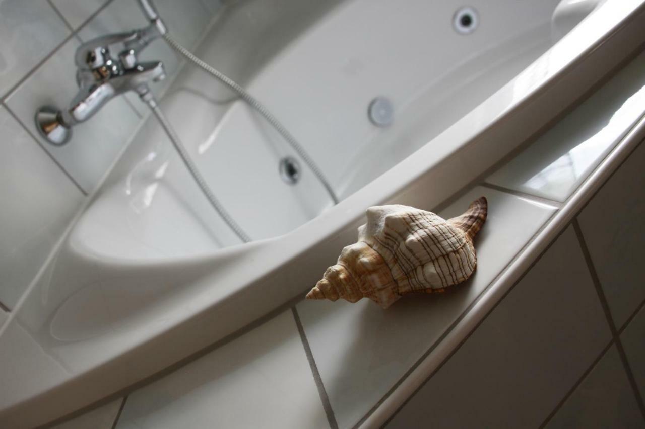 Haus Elisabeth Apartment นอยเชอเนา ภายนอก รูปภาพ